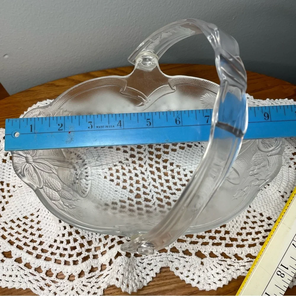 MIkASA Candy Bowl Holiday Bells Clear Cristal Basket.